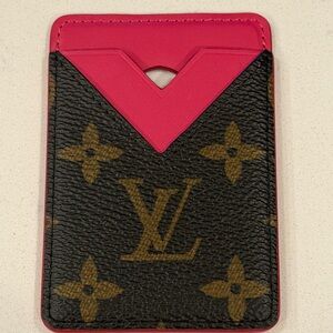 Like new Louis Vuitton Pink and Brown magnetic Card Holder LV